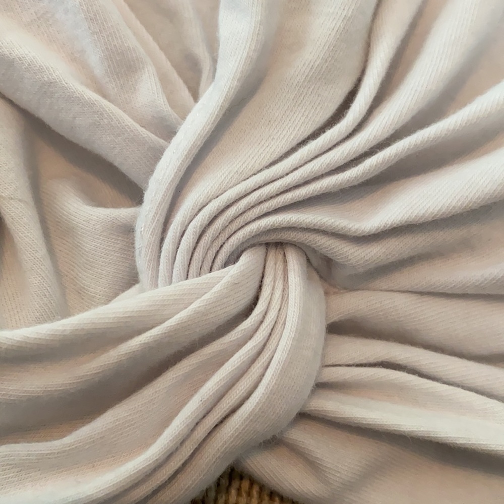 Detailed t-shirt - Picture 4 of 5